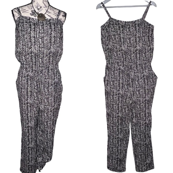 LOFT Black White Geometric Print Straight Neck Belted Jumpsuit Pockets Size M - Picture 2 of 11